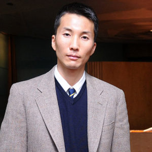 Headshot of Jung Lee