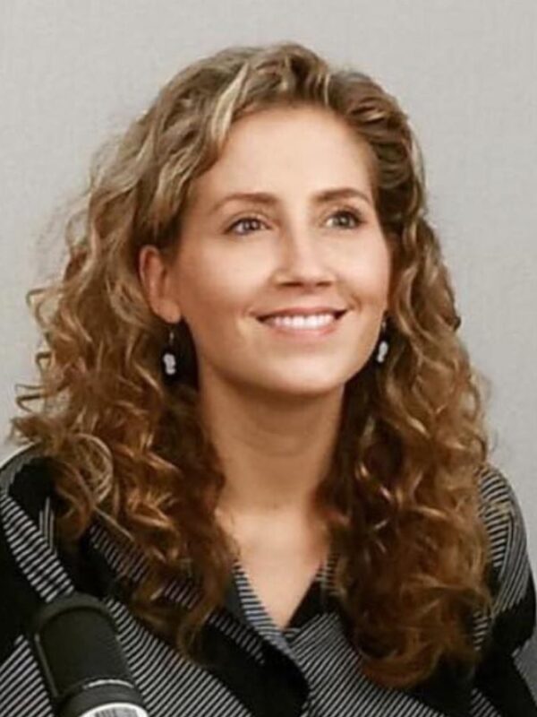 Picture of English Part-Time Lecturer Nicole Infanta Keller