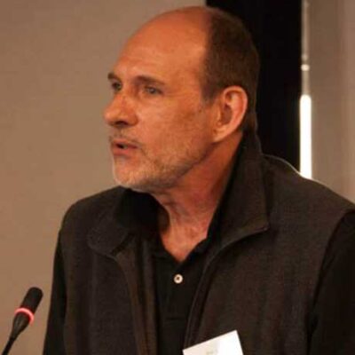 Headshot of Alan Dyer