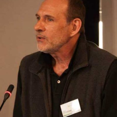 Headshot of Alan Dyer