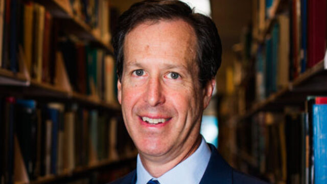 Headshot of Dan Cohen