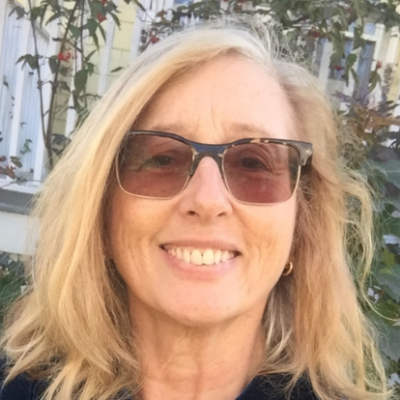 Headshot of Kathleen Kelly