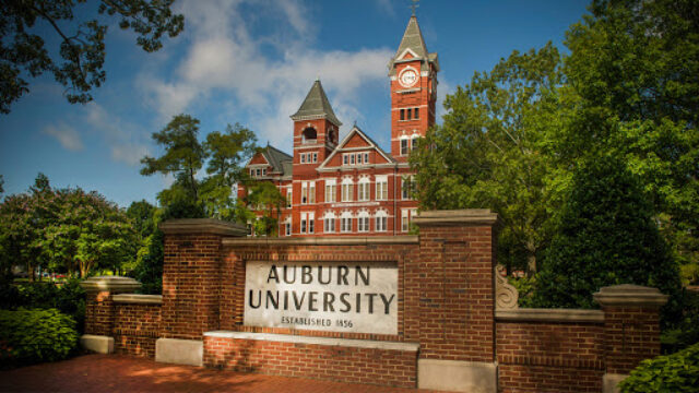 Samford Hall at Auburn University