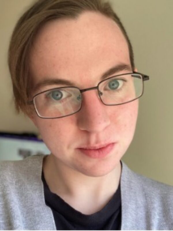 Picture of English PhD student Dani English