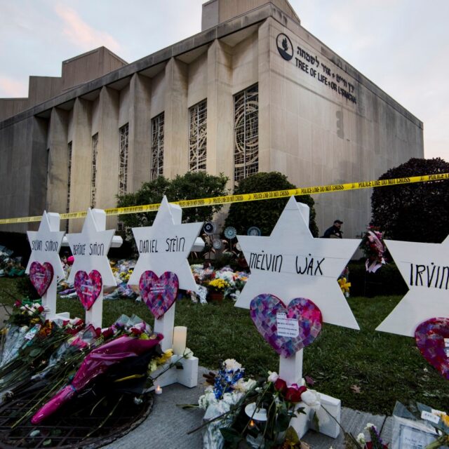 A makeshift memorial stands outside the Tree of Life Synagogue in the aftermath of a deadly shooting in Pittsburgh, Oct. 29, 2018.