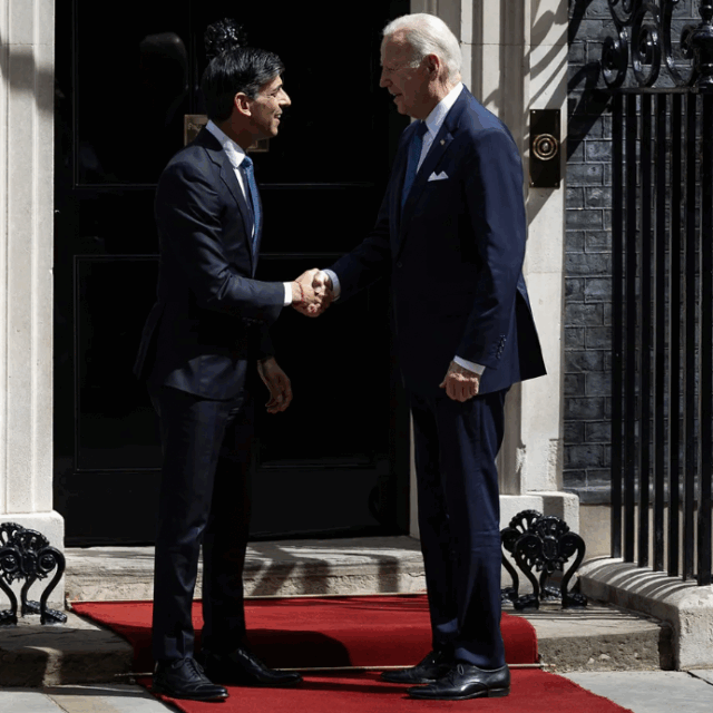 image of Prime Minister of the United Kingdom Rishi Sunak welcoming the President of the United States Joe Biden in London. Sunak took office at 43 years old.