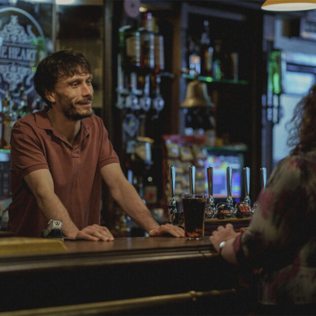 image of scene from new netflix show baby reindeer with main character