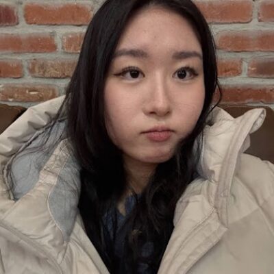 English and Journalism undergraduate student major Jennie Koh