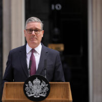 Britain's Prime Minister Keir Starmer announces his resignation to the media outside 10 Downing Street in London, Monday, June 22, 2026(AP Photo/Kin Cheung)